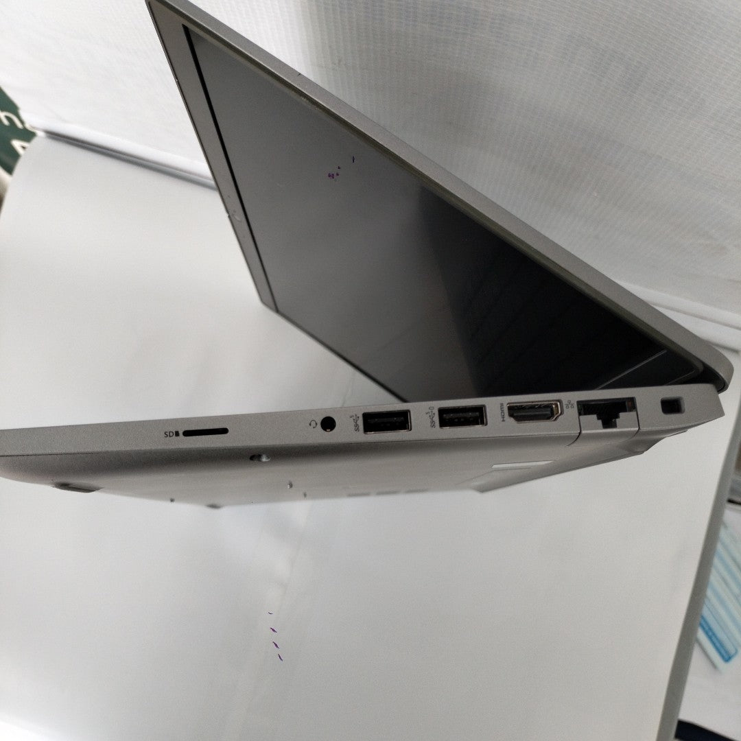 LAPTOP DELL LATITUDE 5430 (2023) 256 GB SSD 8 GB RAM (SEMINUEVO)