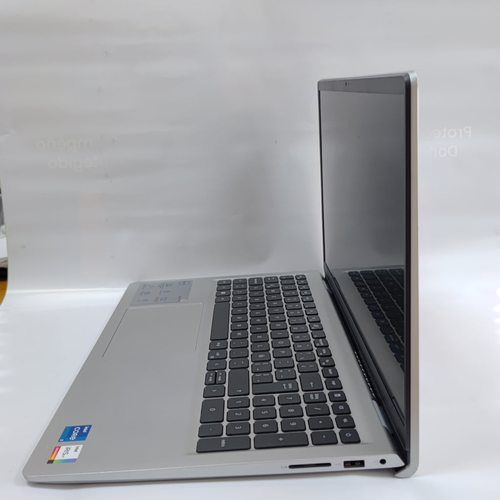 LAPTOP DELL INSPIRON 15 3520 (2024) 512 GB SSD 16 GB RAM