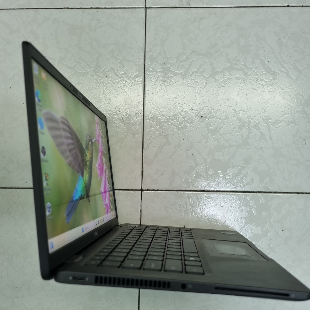 LAPTOP DELL LATITUDE 7320 DETACHABLE (2022) 256 GB SSD 16 GB RAM (SEMINUEVO)