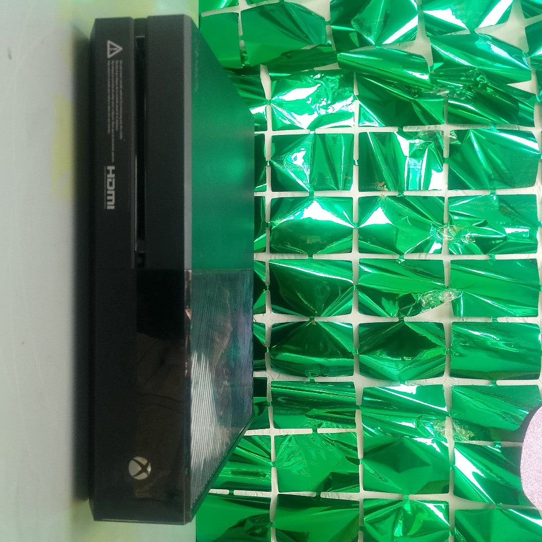 CONSOLA DE VIDEOJUEGO MICROSOFT XBOX ONE 1 TB (SEMINUEVO)