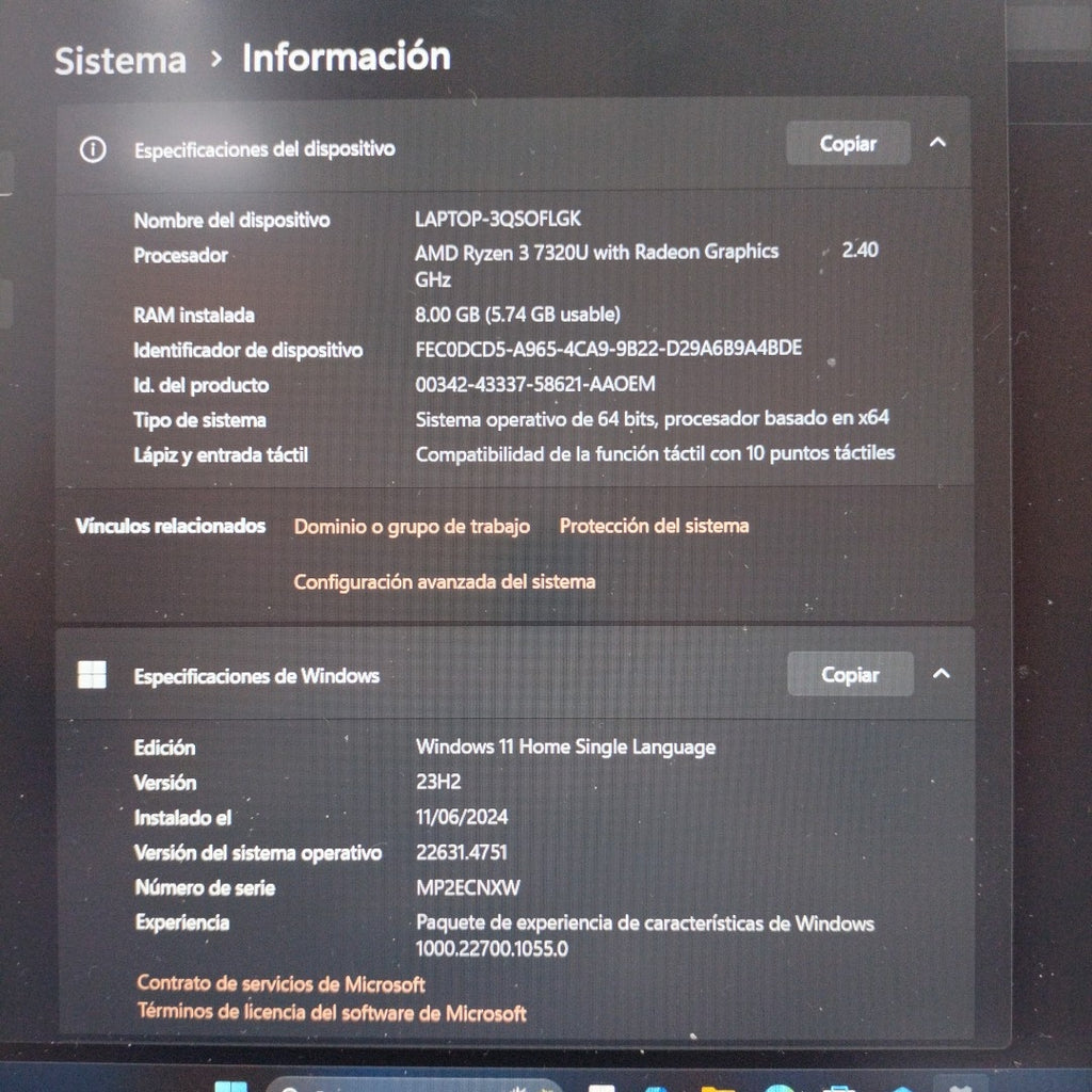 LAPTOP LENOVO IDEAPAD 1 15AMN7 (2023) 256 GB SSD 8 GB RAM (SEMINUEVO)