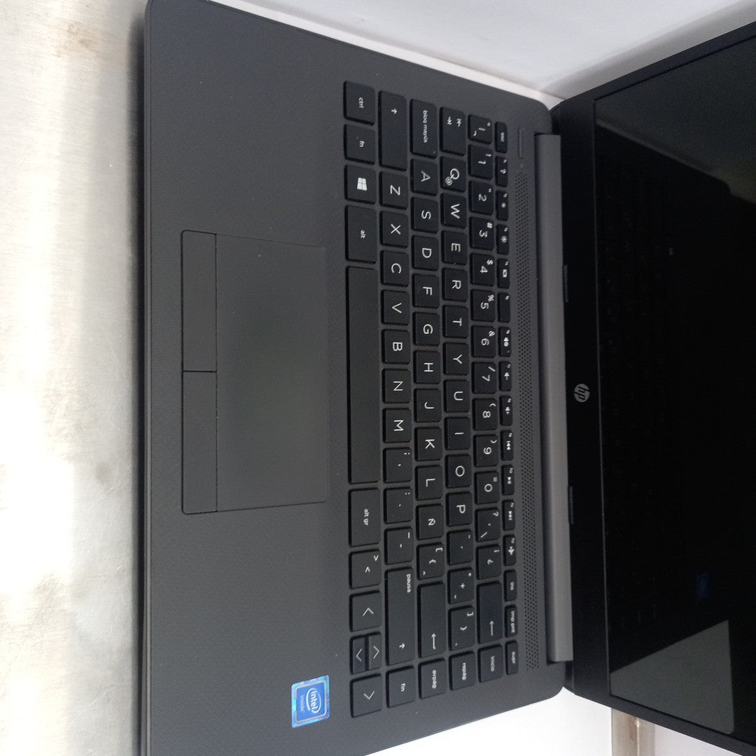 LAPTOP HP 14-CF2505LA (2022) 128 GB SSD 4 GB RAM (SEMINUEVO)