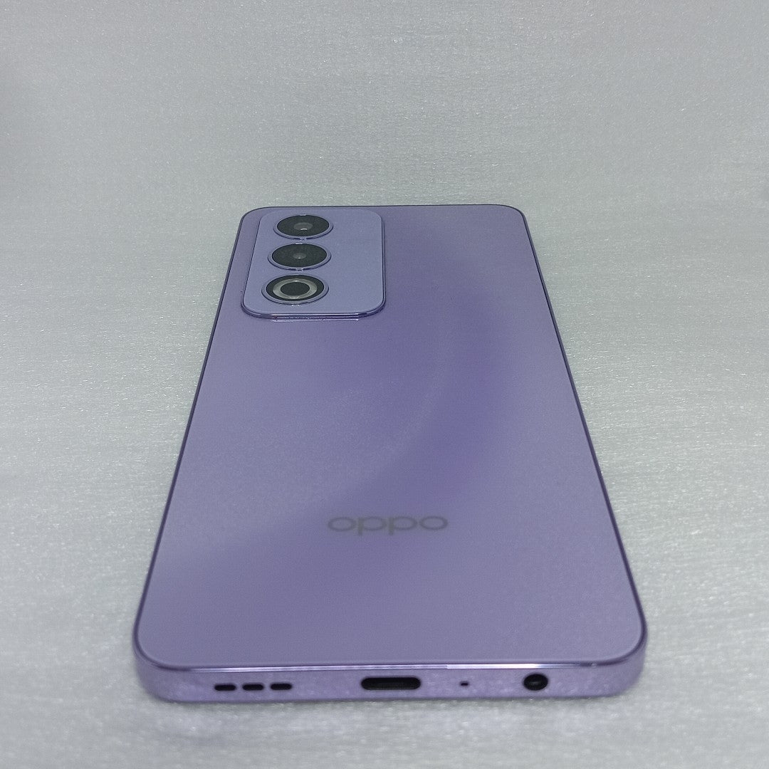 CELULAR OPPO  A80 5G CPH2639 (2024) 256 GB 8 GB RAM