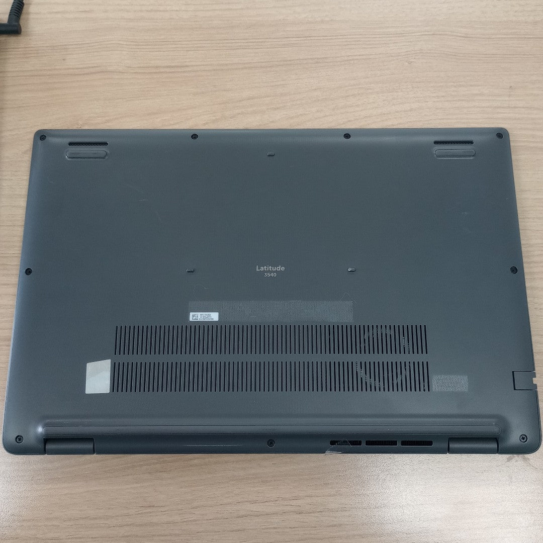 LAPTOP DELL LATITUDE 3540 (2024) 512 GB SSD 16 GB RAM