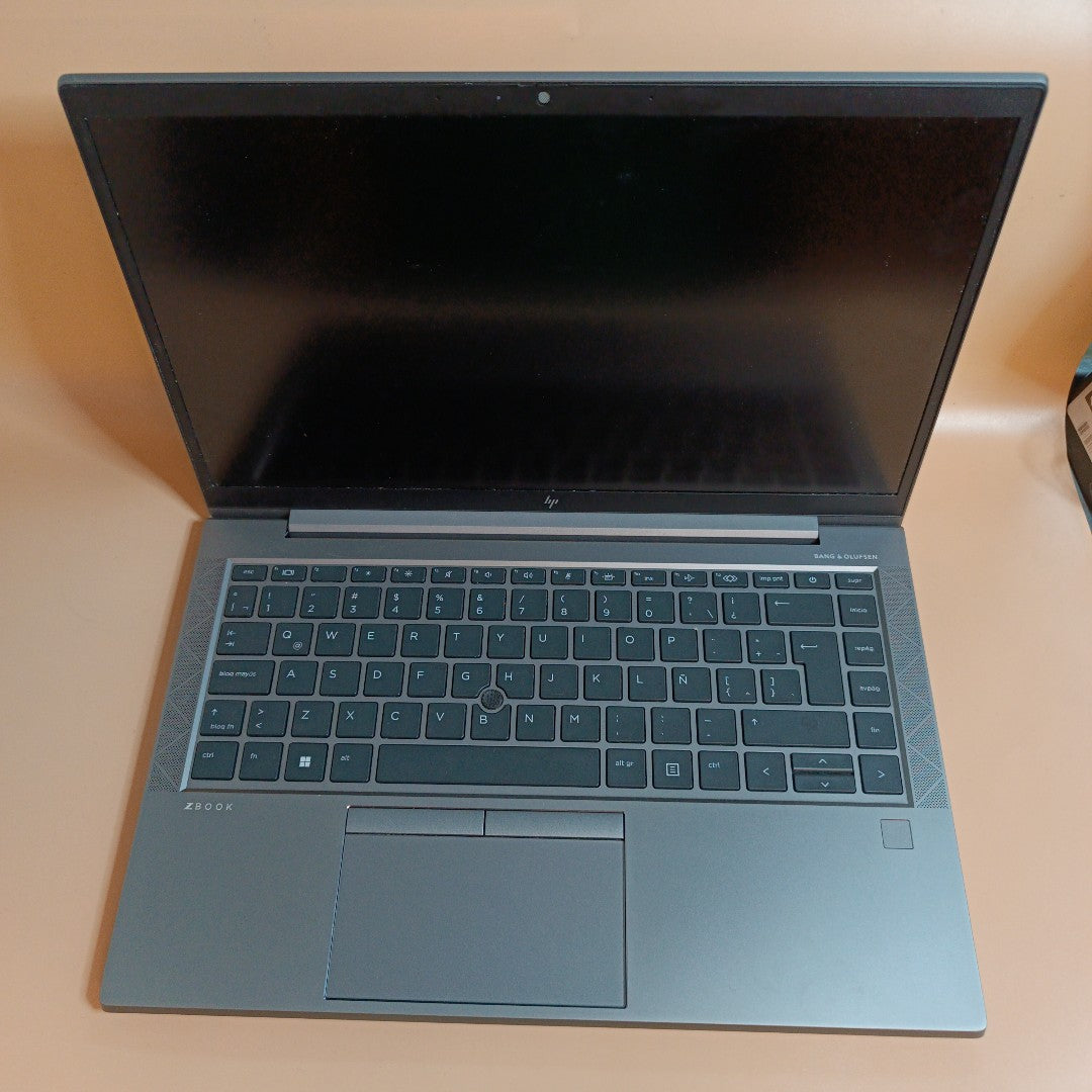 LAPTOP HP ZBOOK FIREFLY 14 G8 (2022) 512 GB SSD 16 GB RAM (SEMINUEVO)