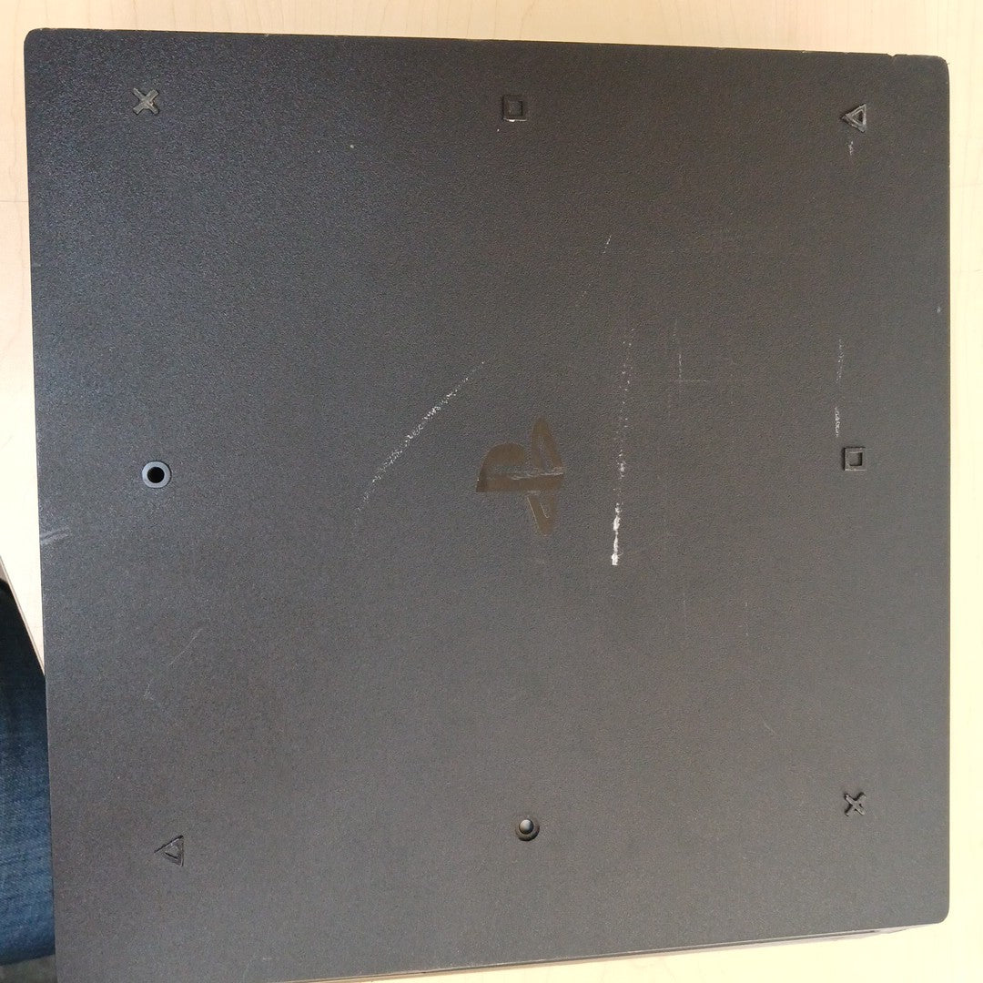 CONSOLA DE VIDEOJUEGO SONY PS4 PRO 1 TB (SEMINUEVO)