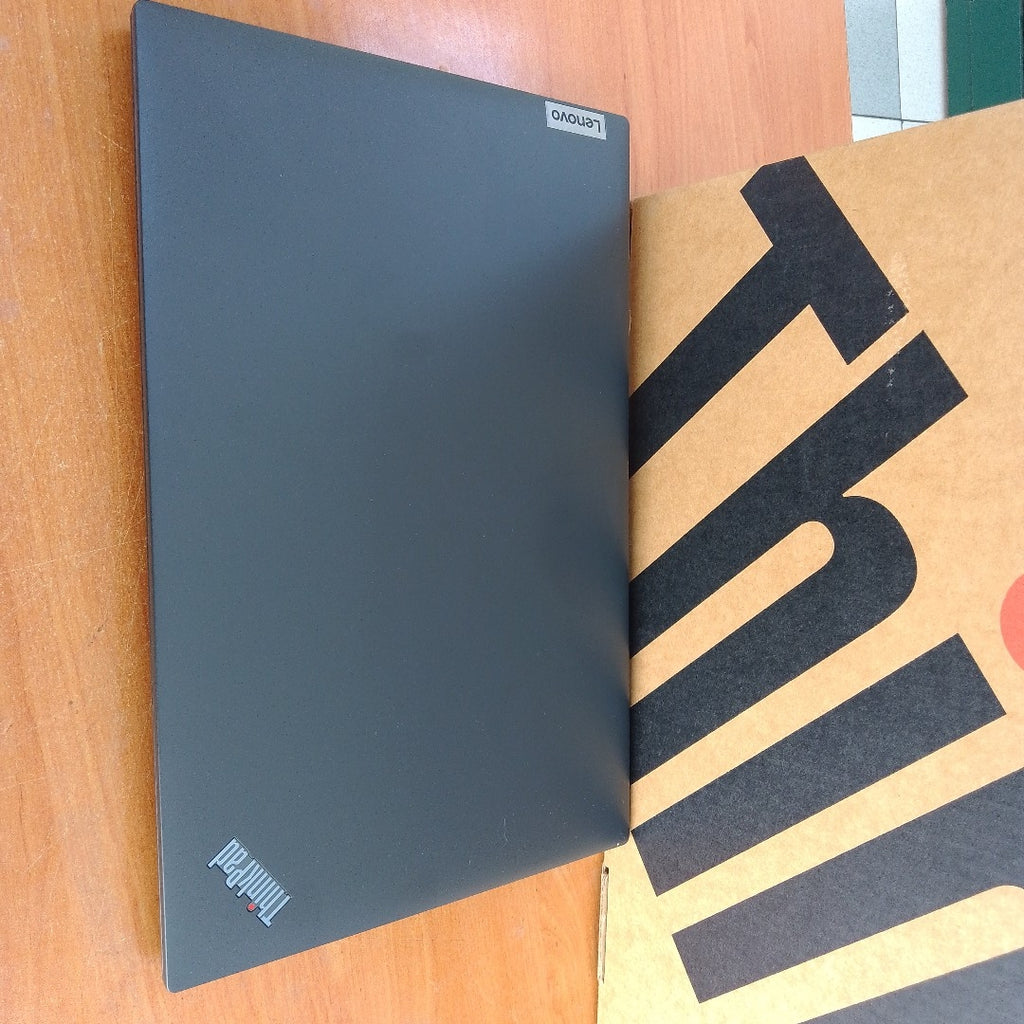 LAPTOP LENOVO THINKPAD L15 GEN 4 (2024) 1 TB 16 GB RAM (SEMINUEVO)
