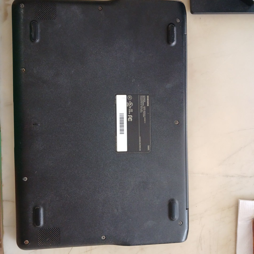 LAPTOP SAMSUNG CHROMEBOOK 3 XE500C13-K04US (2019) 16 GB SSD 4 GB RAM (SEMINUEVO)