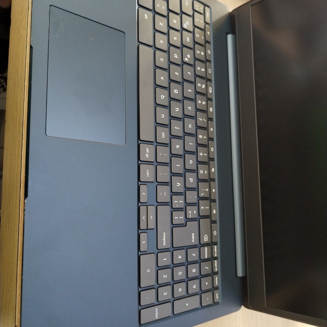 LAPTOP LENOVO IDEAPAD 3 CHROME 15IJL6 (2024) 128 GB EMMC 8 GB RAM (SEMINUEVO)
