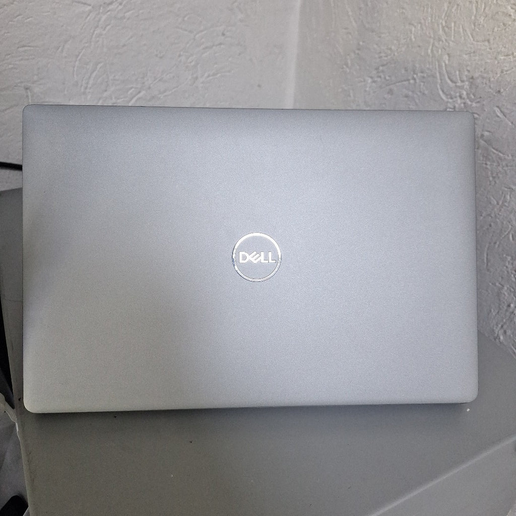LAPTOP DELL LATITUDE 5430 (2023) 256 GB SSD 8 GB RAM
