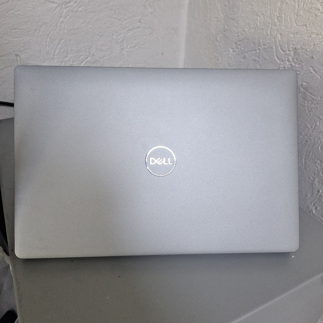 LAPTOP DELL LATITUDE 5430 (2023) 256 GB SSD 8 GB RAM