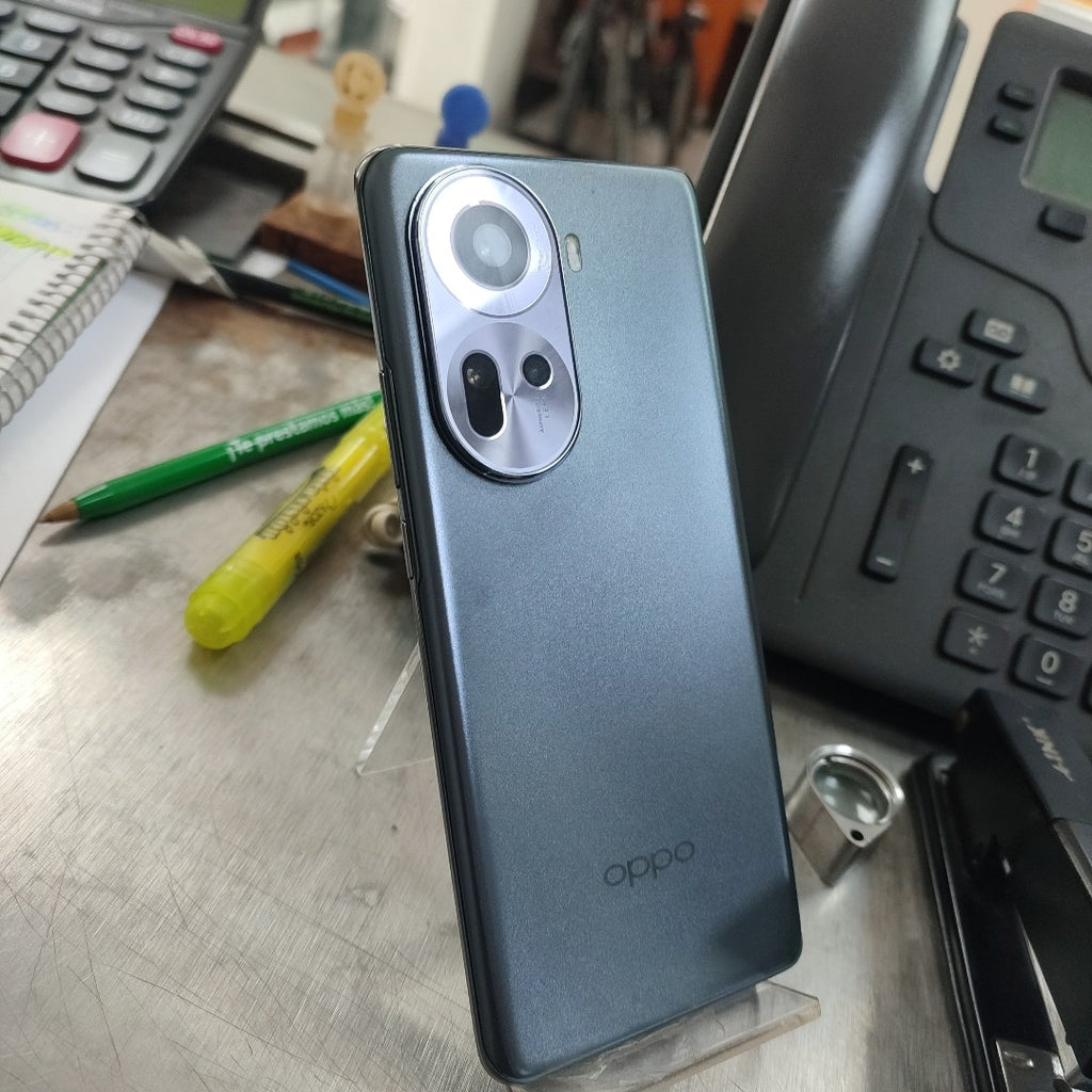CELULAR OPPO  RENO11 5G CPH2599 (2024) 256 GB 8 GB RAM (SEMINUEVO)
