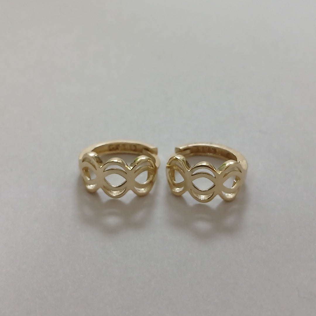 HUGGIES ORO 14K 2.1 (NUEVO)