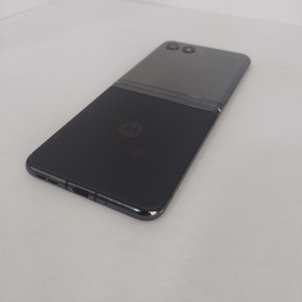 CELULAR MOTOROLA RAZR 40 ULTRA XT2321-1 (2023) 512 GB 12 GB RAM (SEMINUEVO)