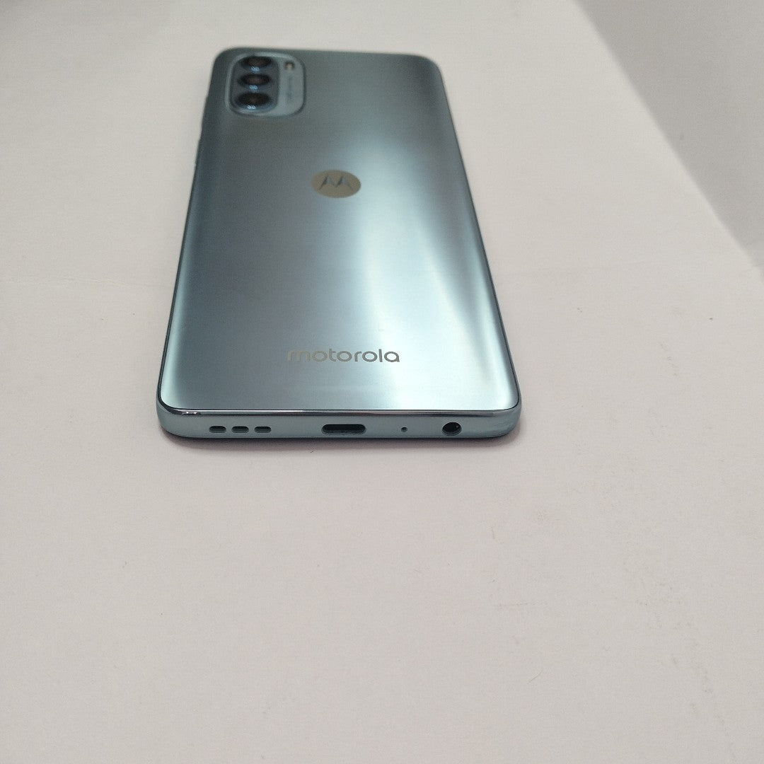 CELULAR MOTOROLA MOTO G62 5G XT2223-2 128 GB 4 GB RAM (SEMINUEVO)