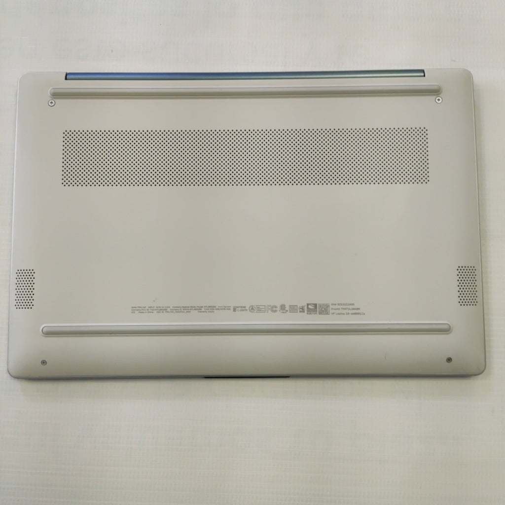 LAPTOP HP 14-EM0001LA (2023) 256 GB SSD 8 GB RAM (SEMINUEVO)