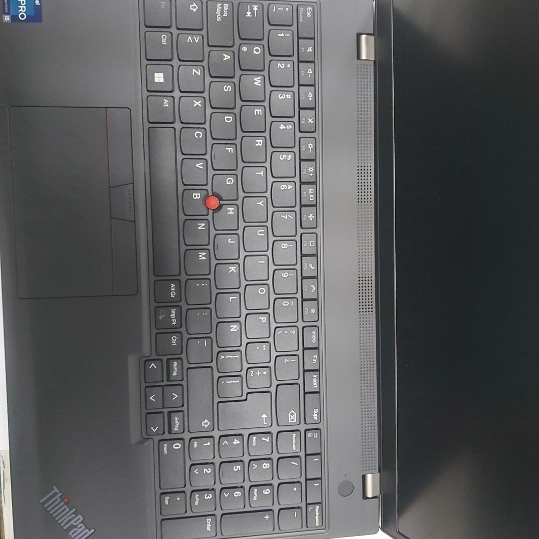 LAPTOP LENOVO THINKPAD L15 GEN 4 (2024) 512 GB SSD 16 GB RAM (SEMINUEVO)