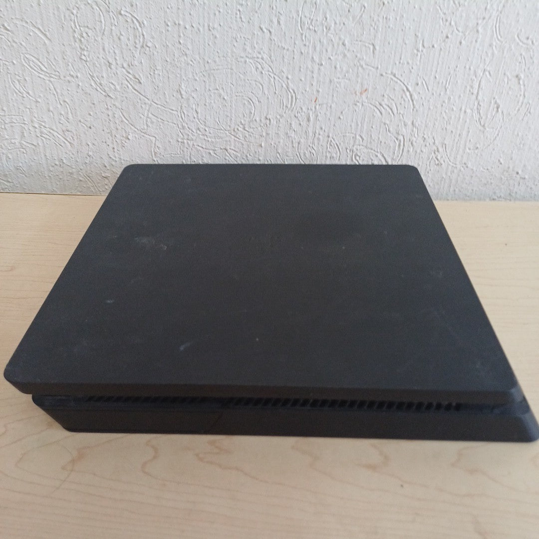 CONSOLA DE VIDEOJUEGO SONY PS4 1 TB (SEMINUEVO)