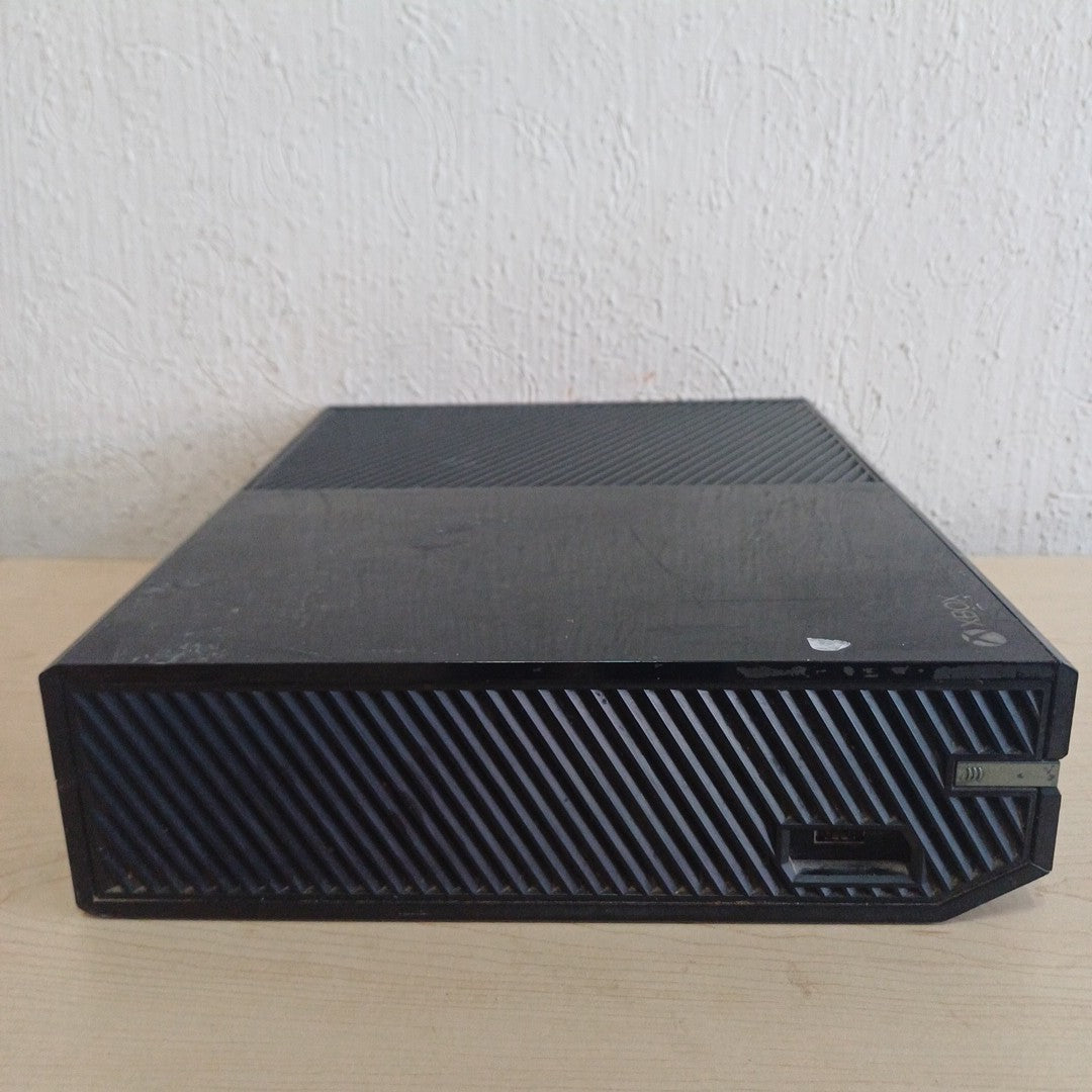 CONSOLA DE VIDEOJUEGO MICROSOFT XBOX ONE 500 GB  (SEMINUEVO)
