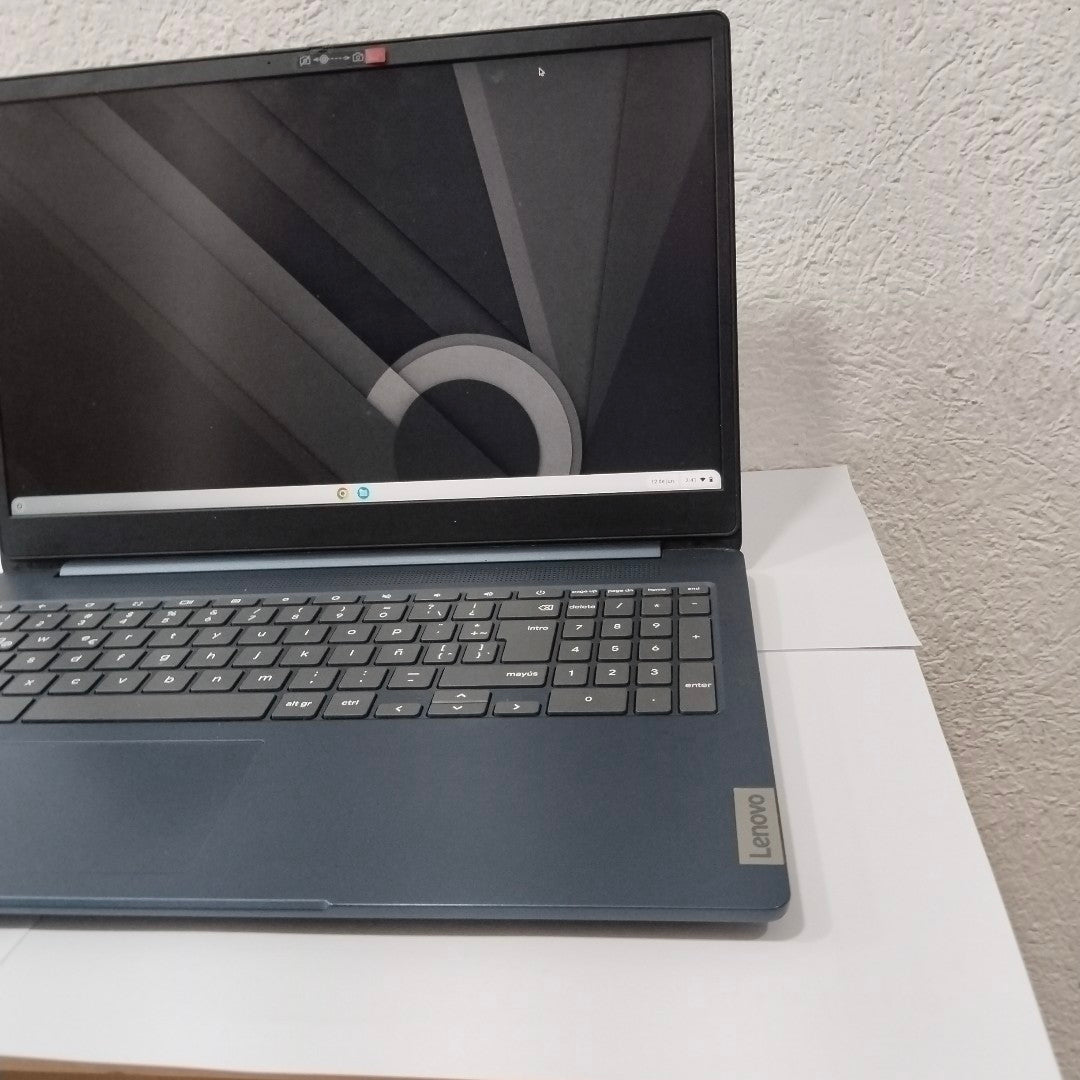 LAPTOP LENOVO IDEAPAD 3 CHROME 15IJL6 (2024) 128 GB EMMC 8 GB RAM (SEMINUEVO)
