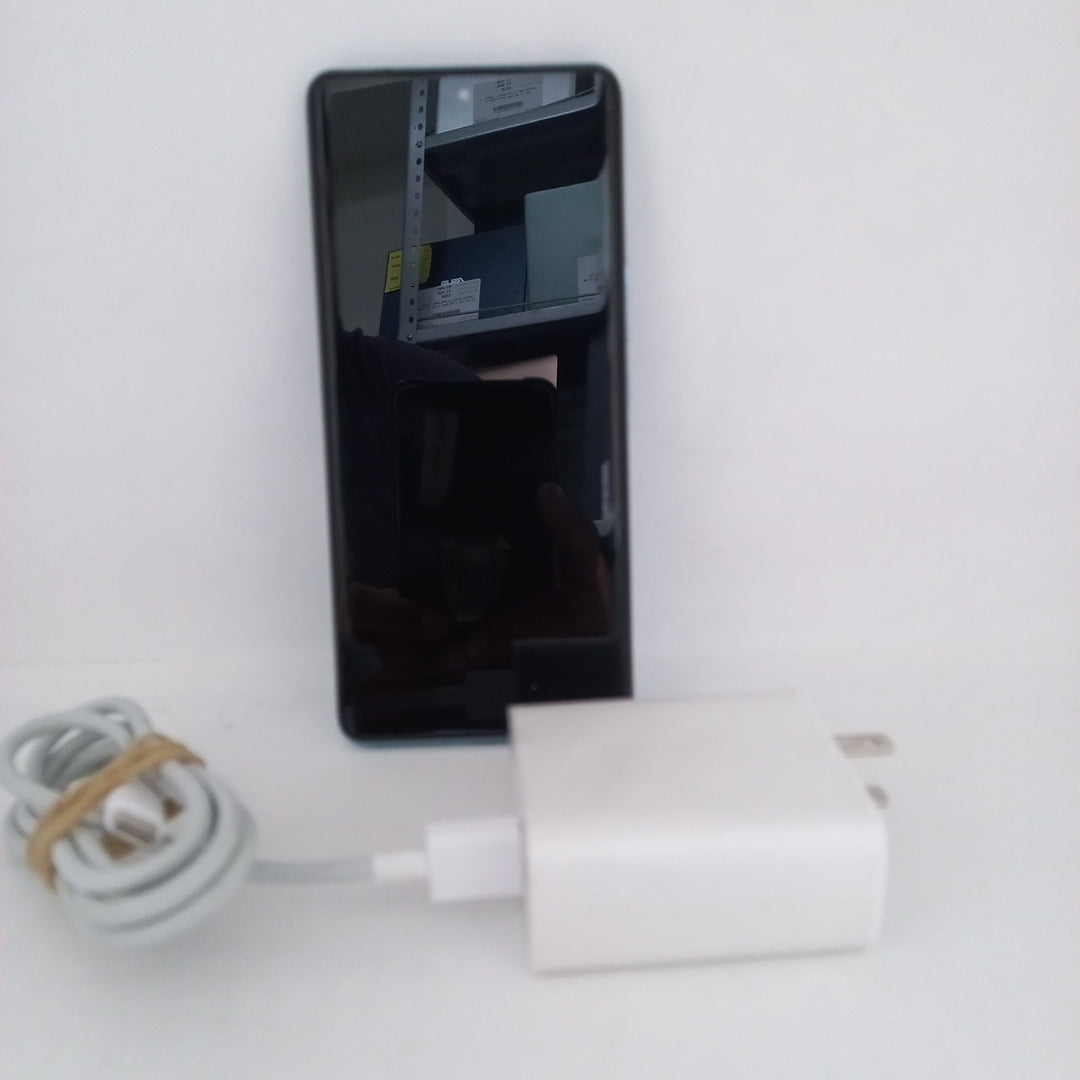 CELULAR VIVO V25 PRO V2158 256 GB 12 GB RAM (SEMINUEVO)