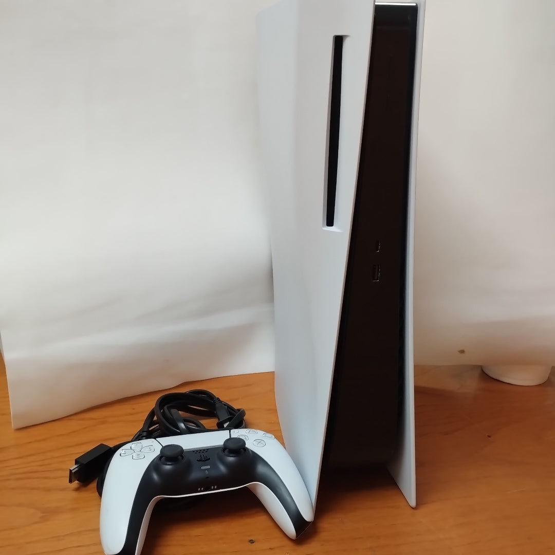 CONSOLA DE VIDEOJUEGO SONY PS5 825 SSD (SEMINUEVO)