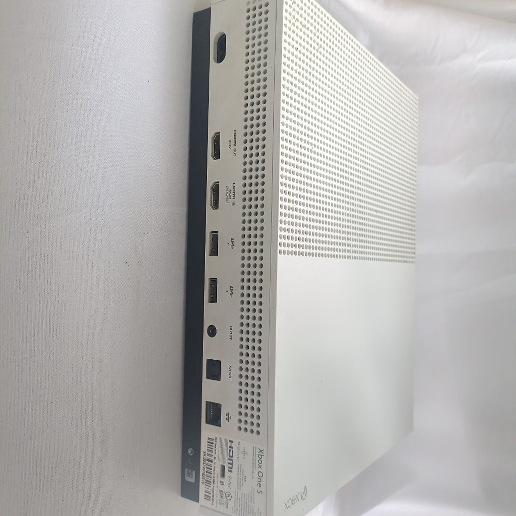 CONSOLA DE VIDEOJUEGO MICROSOFT XBOX ONE S 500 GB  (SEMINUEVO)