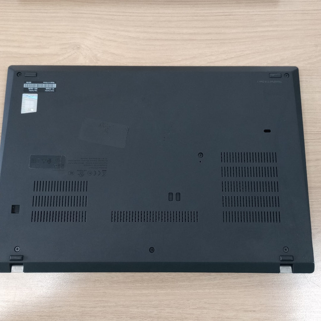 LAPTOP LENOVO THINKPAD T14 GEN 1 (2022) 512 GB SSD 8 GB RAM (SEMINUEVO)