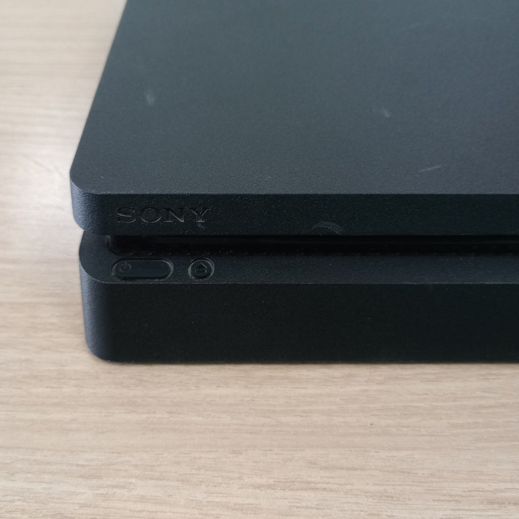 CONSOLA DE VIDEOJUEGO SONY PS4 SLIM 1 TB (SEMINUEVO)