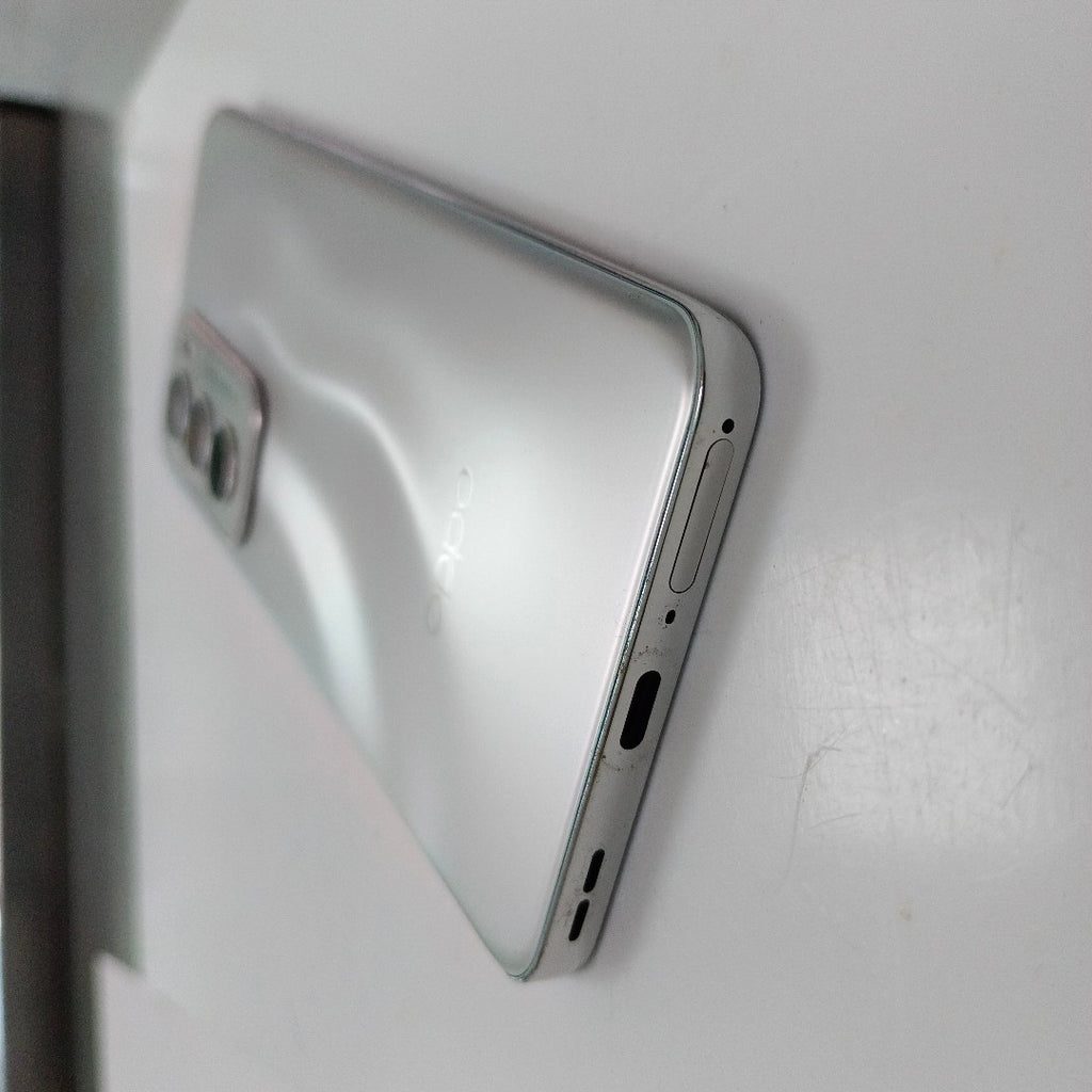 CELULAR OPPO   RENO12 5G CPH2625 (2024) 512 GB 12 GB RAM (SEMINUEVO)