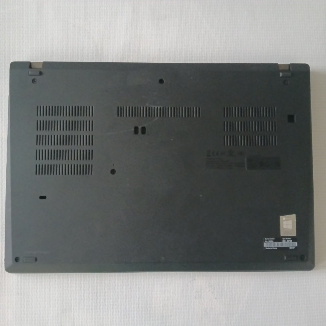 LAPTOP LENOVO THINKPAD T14 GEN 1 (2021) 512 GB SSD 16 GB RAM (SEMINUEVO)