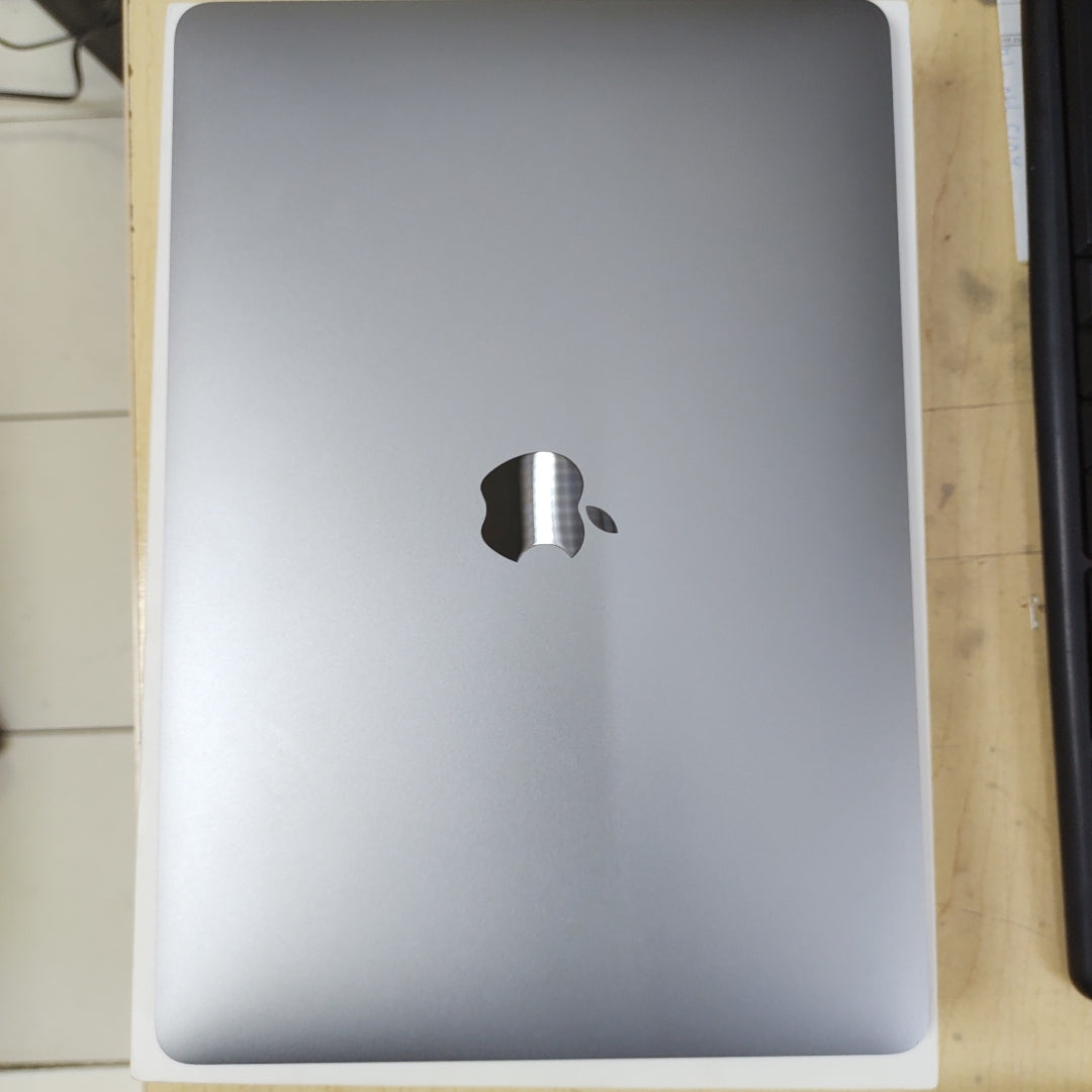 LAPTOP APPLE MACBOOK AIR 13" 2020 3.2 A2337 256 GB SSD 8 GB RAM (SEMINUEVO)