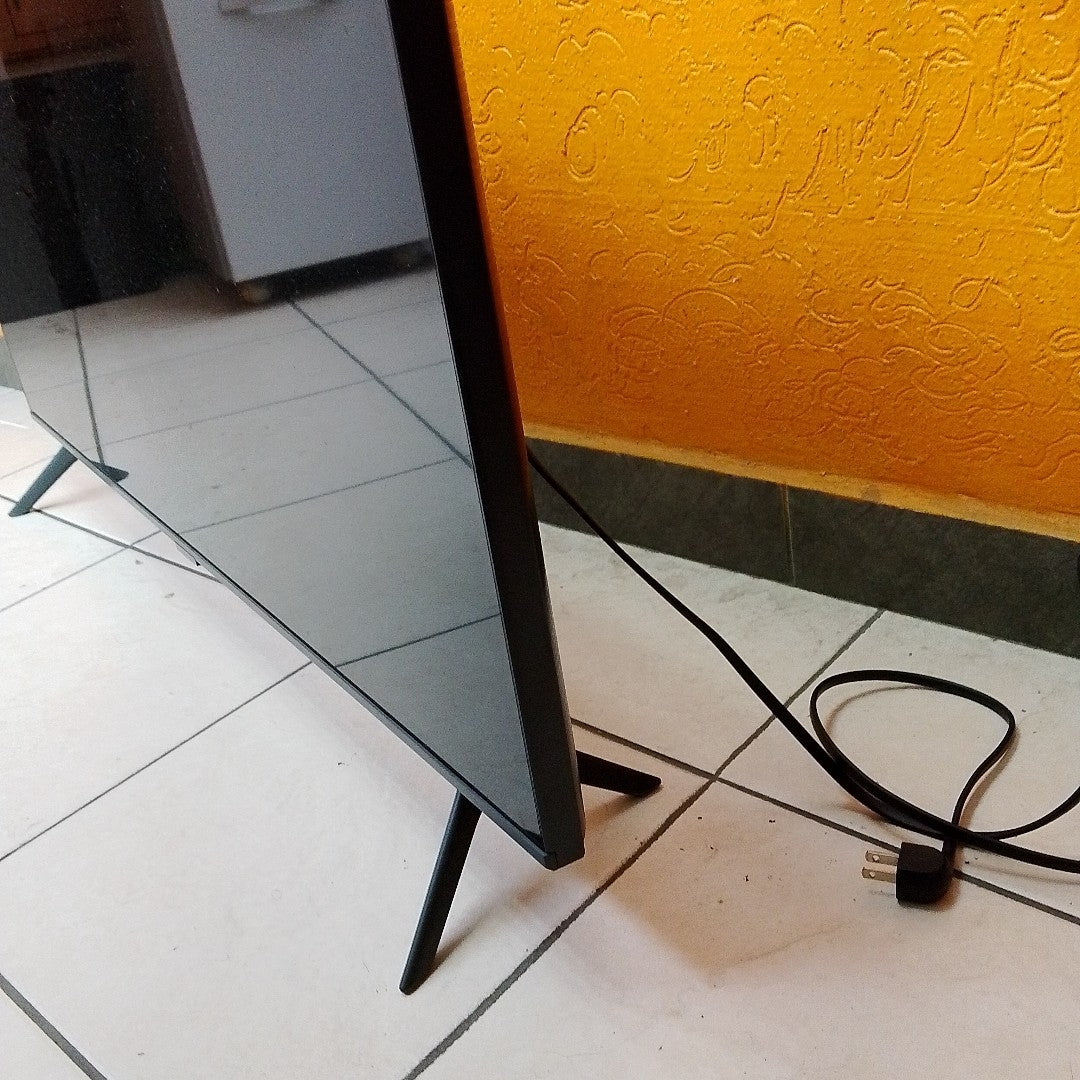 PANTALLA SAMSUNG UN43AU7000F (2023) 43" LED 4K (SEMINUEVO)