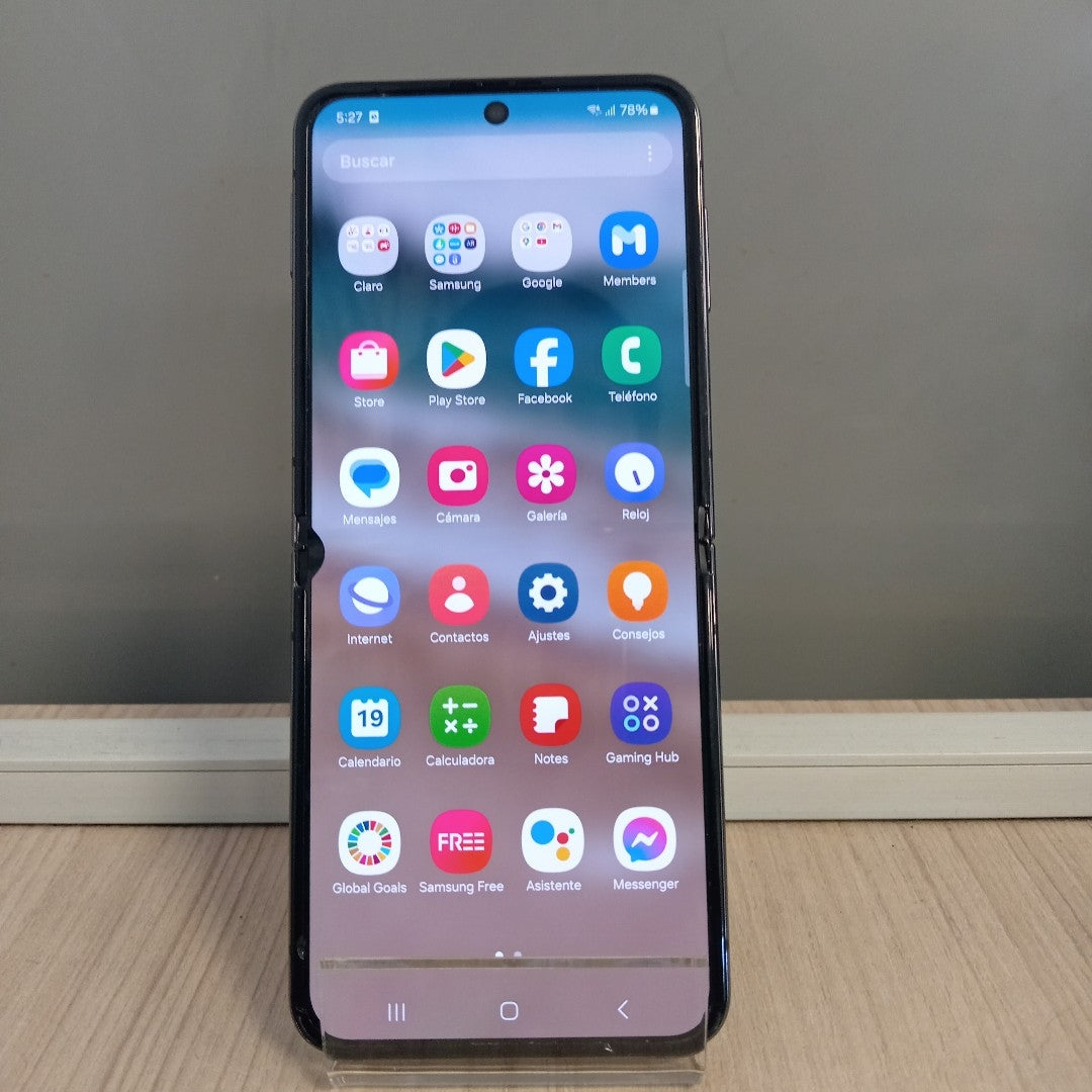 CELULAR SAMSUNG GALAXY Z FLIP 5 SM-F731B (2023) 512 GB 8 GB RAM (SEMINUEVO)