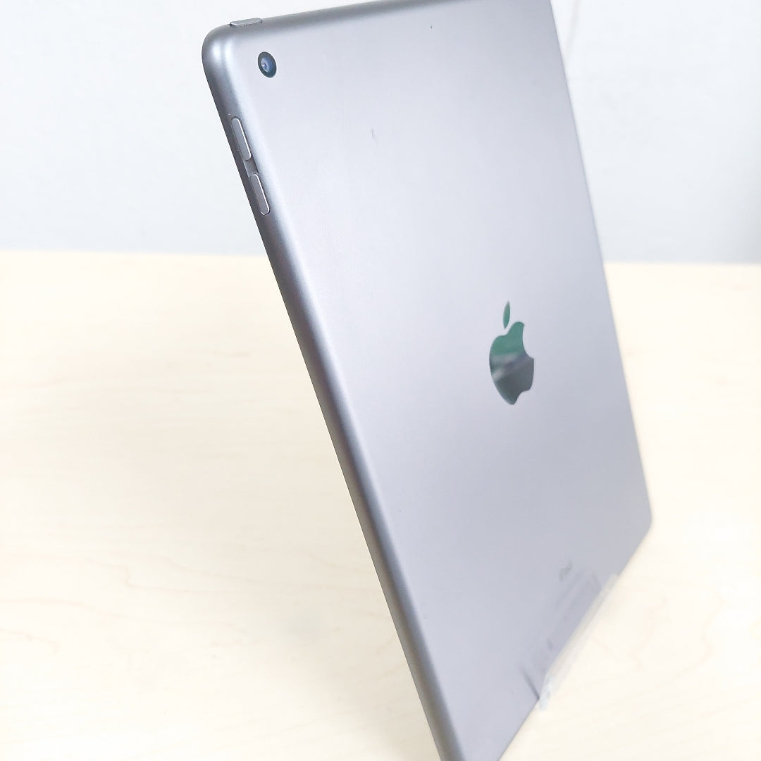 TABLETA APPLE IPAD 8 A2270 128 GB 3 GB RAM (SEMINUEVO)