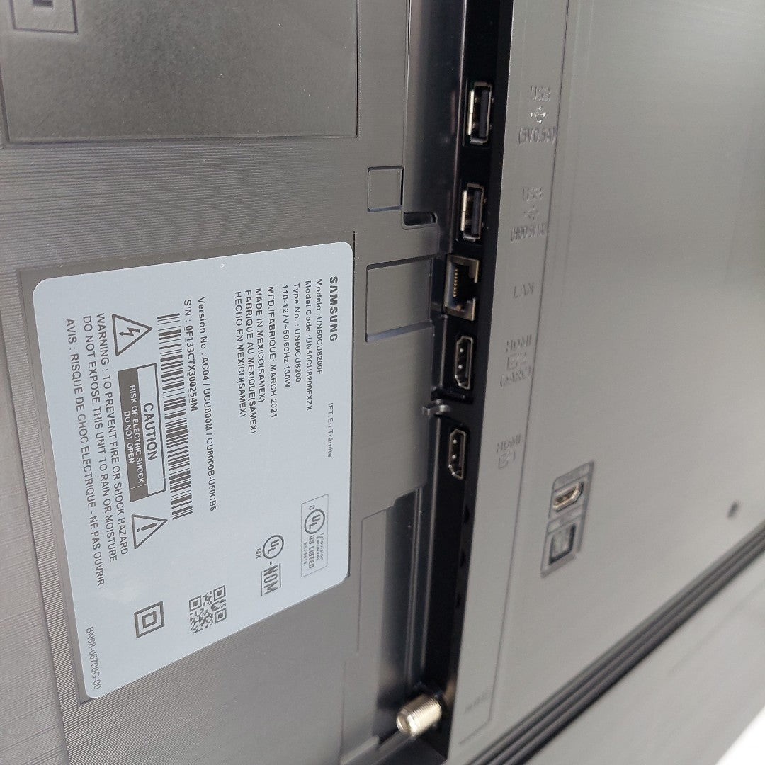 PANTALLA SAMSUNG UN50CU8000F (2023) 50" LED 4K (SEMINUEVO)