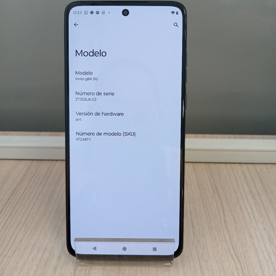 CELULAR MOTOROLA MOTO G84 XT2347-1 (2023) 256 GB 8 GB RAM (SEMINUEVO)