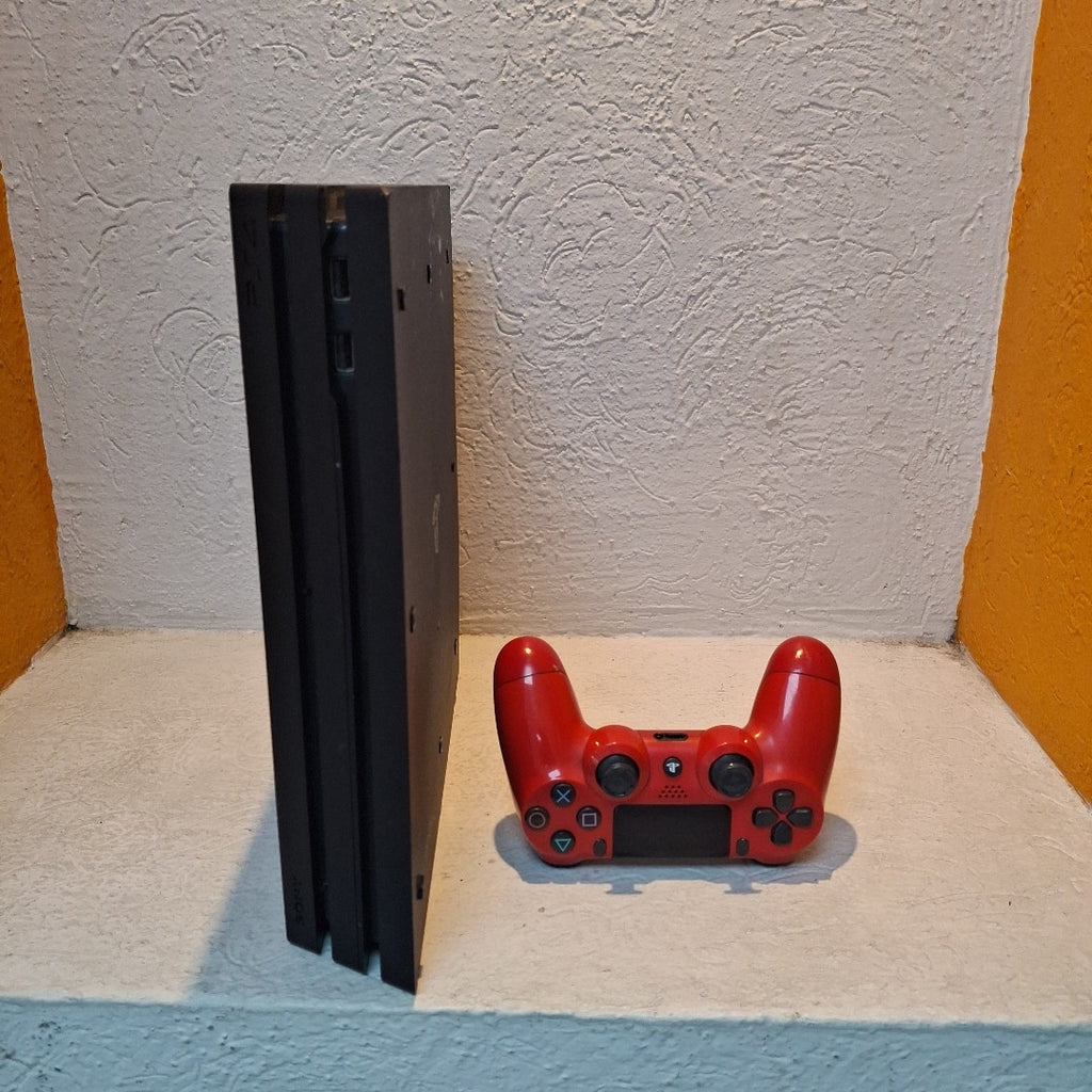 CONSOLA DE VIDEOJUEGO SONY PS4 PRO 1 TB (SEMINUEVO)