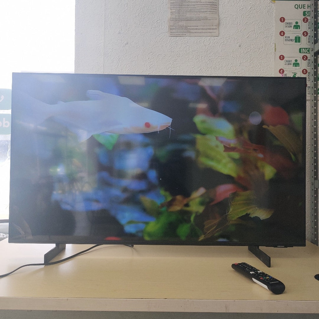 PANTALLA SAMSUNG UN43AU8000F (2021) 43" LED 4K (SEMINUEVO)