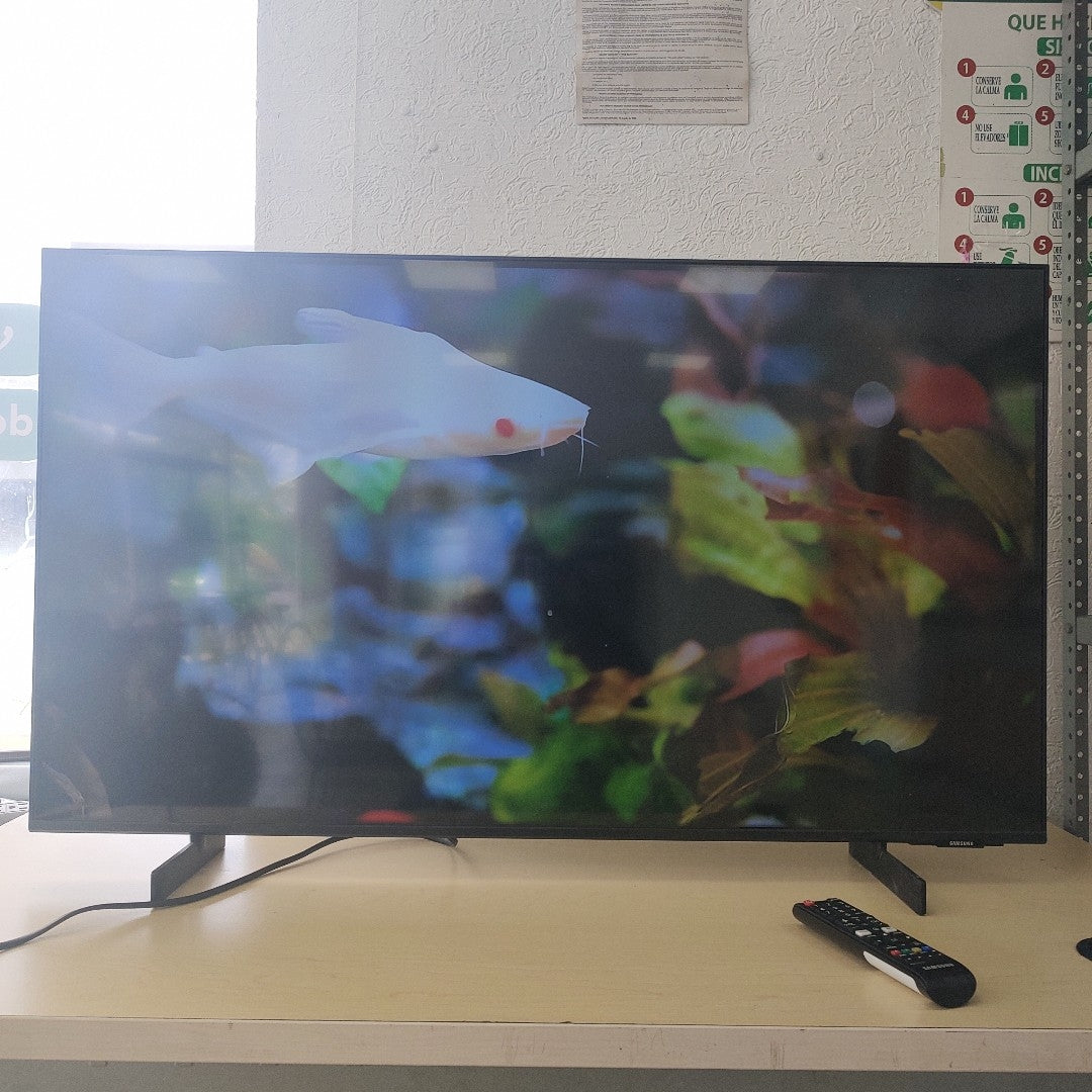 PANTALLA SAMSUNG UN43AU8000F (2021) 43" LED 4K (SEMINUEVO)
