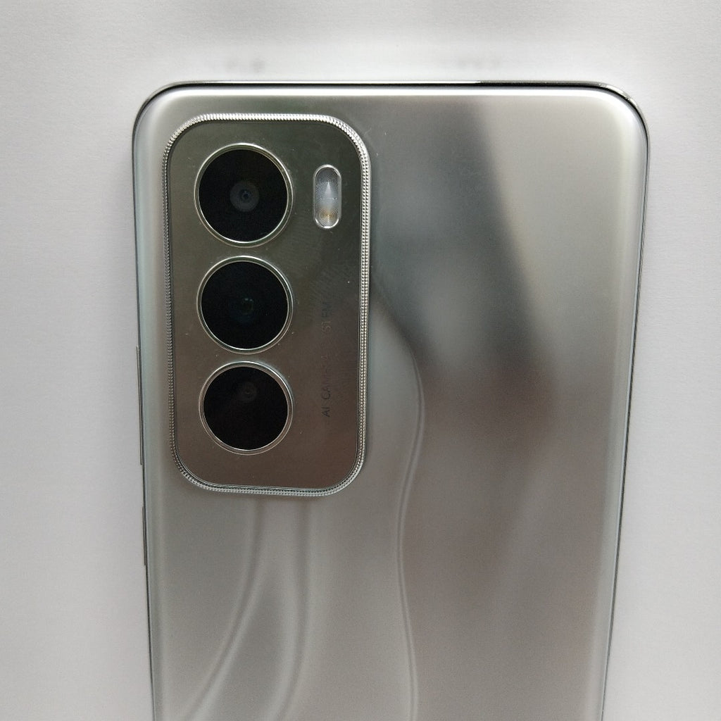 CELULAR OPPO   RENO12 5G CPH2625 (2024) 512 GB 12 GB RAM (SEMINUEVO)