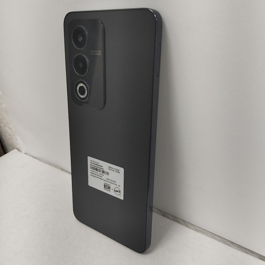 CELULAR OPPO  A80 5G CPH2639 (2024) 256 GB 8 GB RAM (SEMINUEVO)