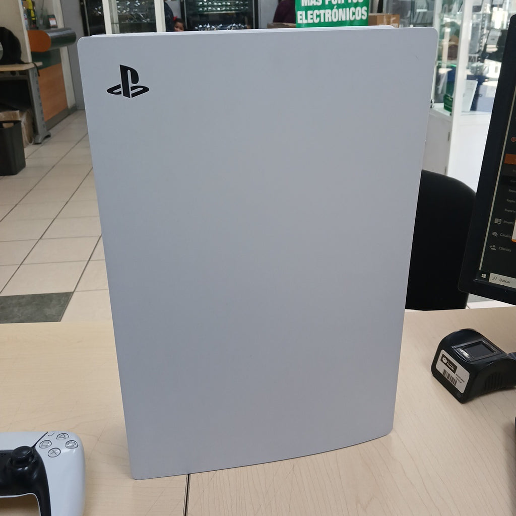 CONSOLA DE VIDEOJUEGO SONY PS5 825 SSD (SEMINUEVO)