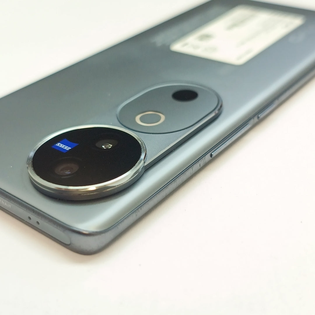 CELULAR VIVO V40 5G V2348 (2024) 512 GB 12 GB RAM (SEMINUEVO)