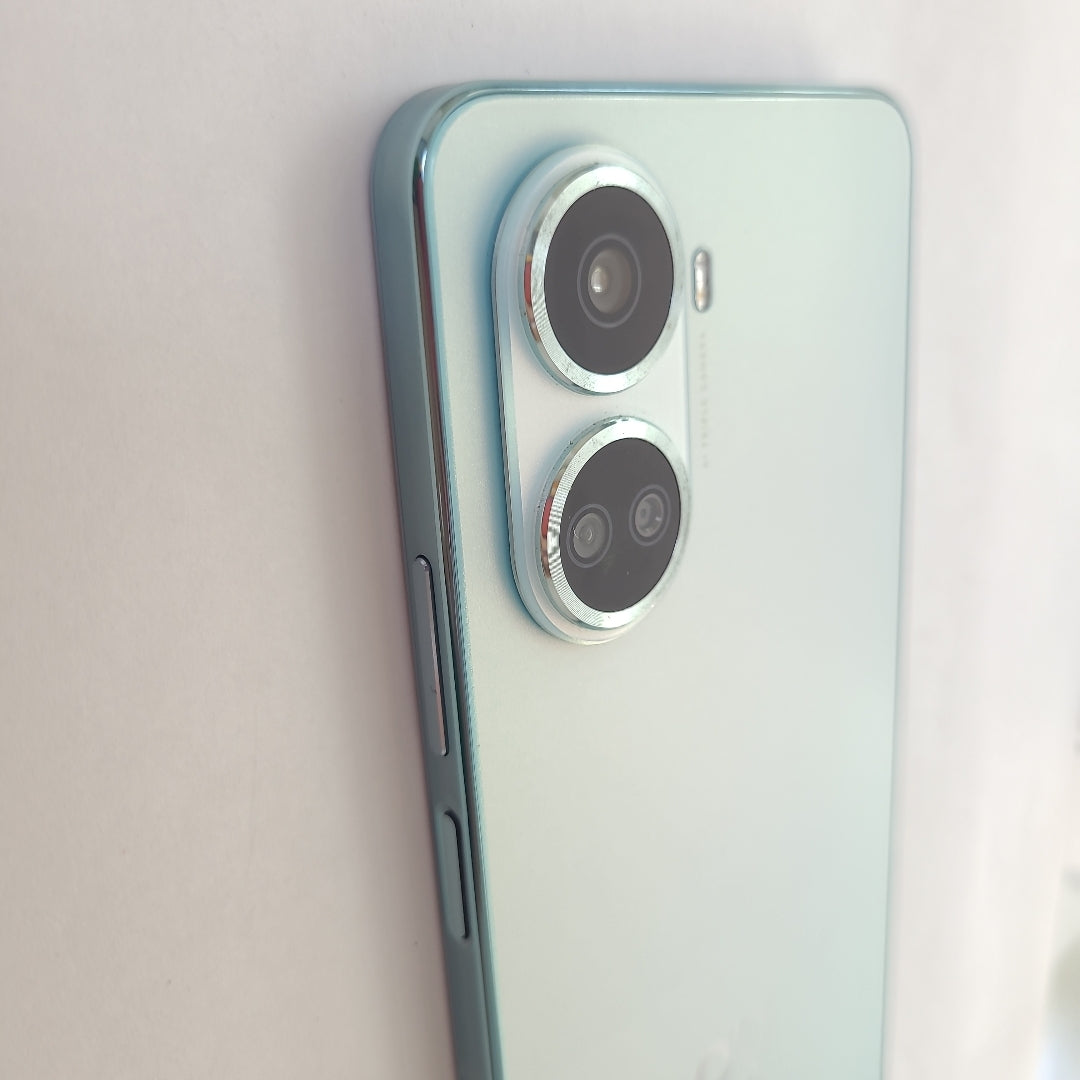 CELULAR HUAWEI NOVA 10 SE BNE-LX3 128 GB 8 GB RAM (SEMINUEVO)