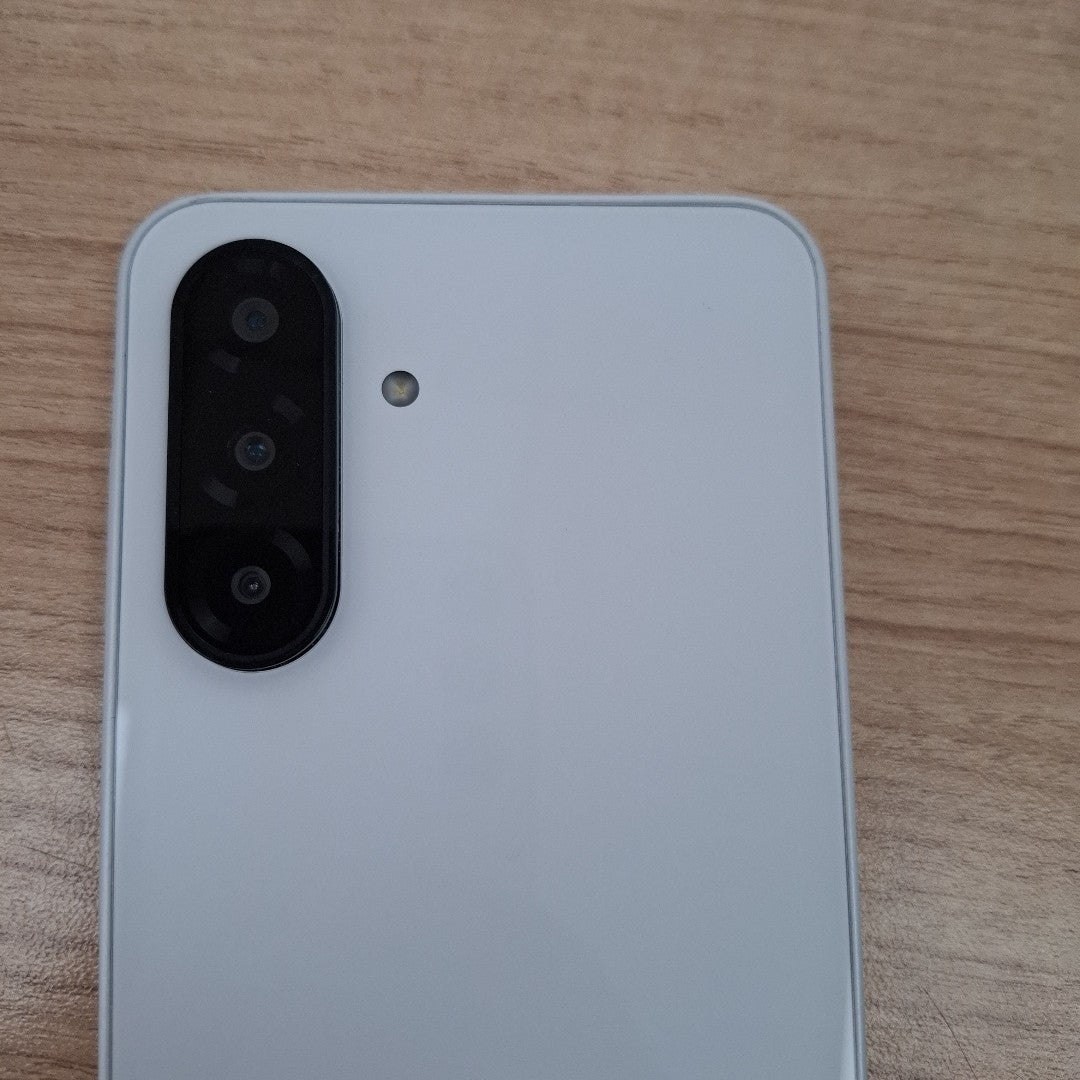 CELULAR SAMSUNG GALAXY A26 5G SM-A266M (2025) 128 GB 6 GB RAM (SEMINUEVO)