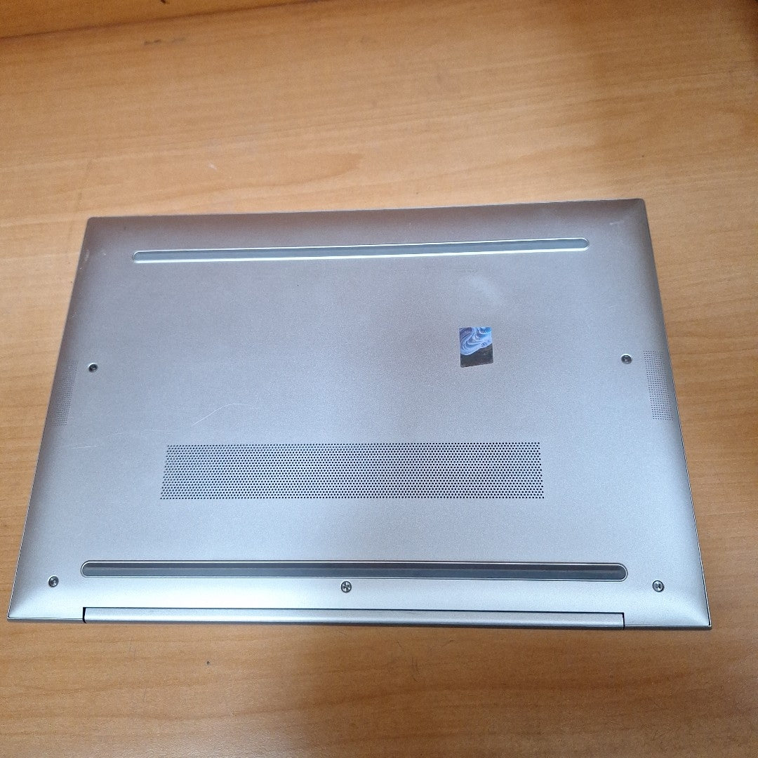 LAPTOP HP ELITEBOOK 840 G9 (2024) 512 GB SSD 32 GB RAM (SEMINUEVO)
