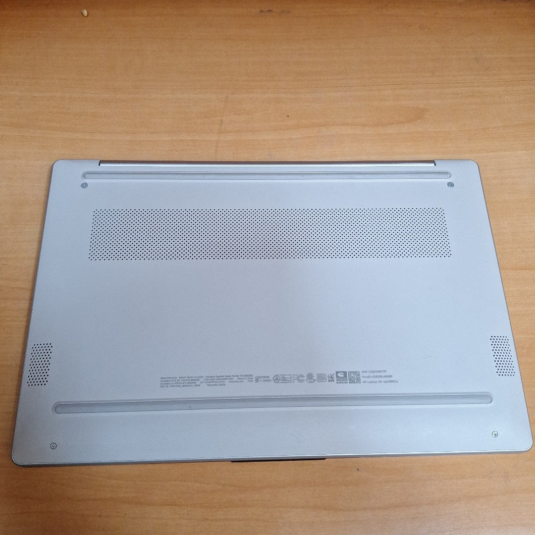 LAPTOP HP 14-EP1000LA (2023) 512 GB SSD 16 GB RAM (SEMINUEVO)
