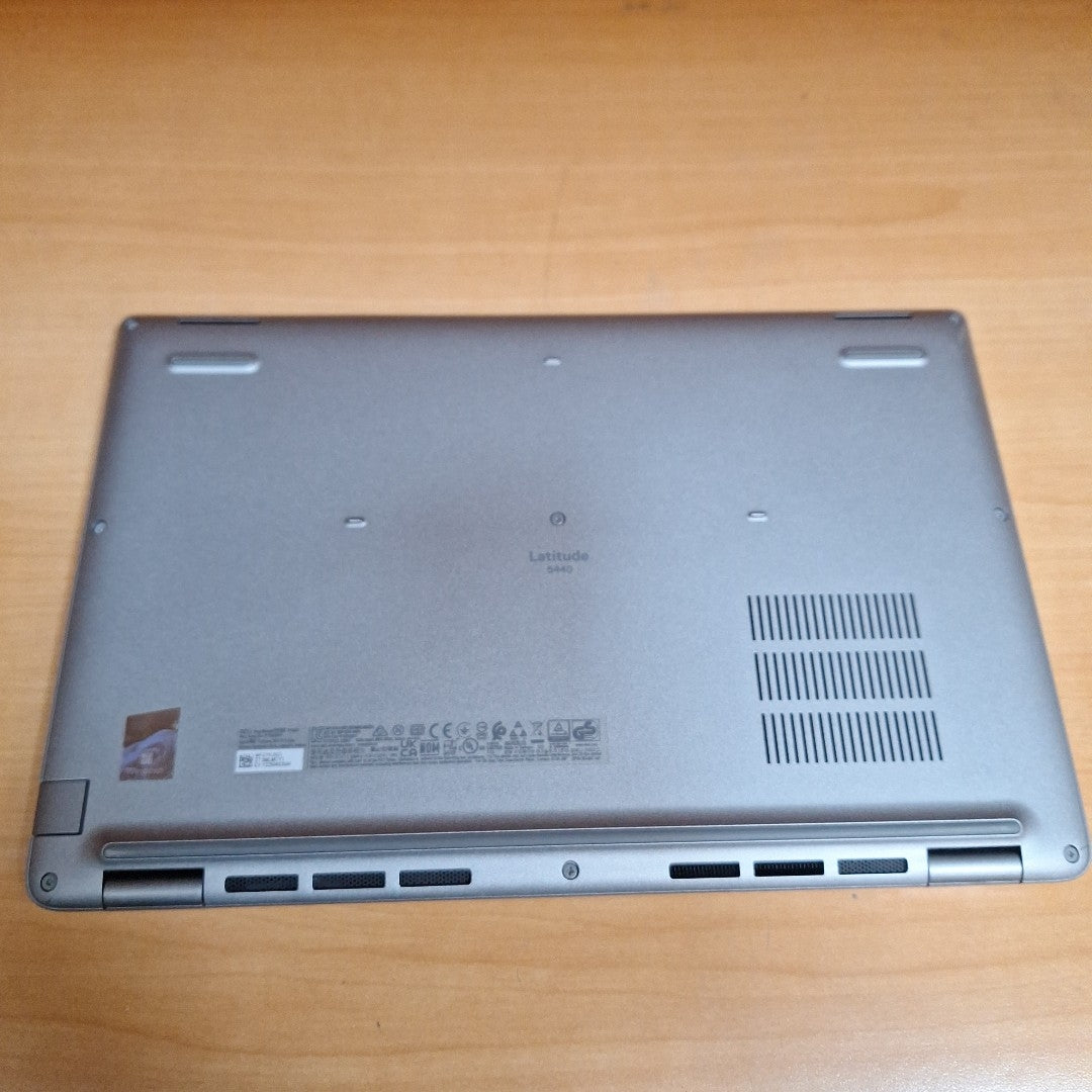 LAPTOP DELL LATITUDE 5440 (2023) 512 GB SSD 16 GB RAM (SEMINUEVO)