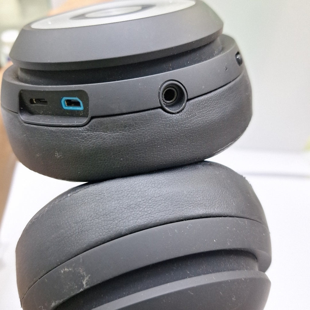 AUDIFONOS AVEGANT AG101 INALAMBRICO OVER EAR (SEMINUEVO)